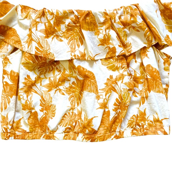Banana Republic Golden Palm Leaf Print Off Shoulder Ruffle Top - Picture 2 of 5